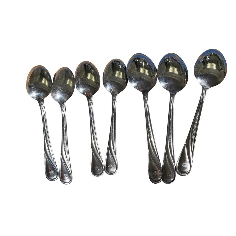 Pfaltzgraff Stainless Steel Teaspoons Lot of 7 Classic Curved Pattern